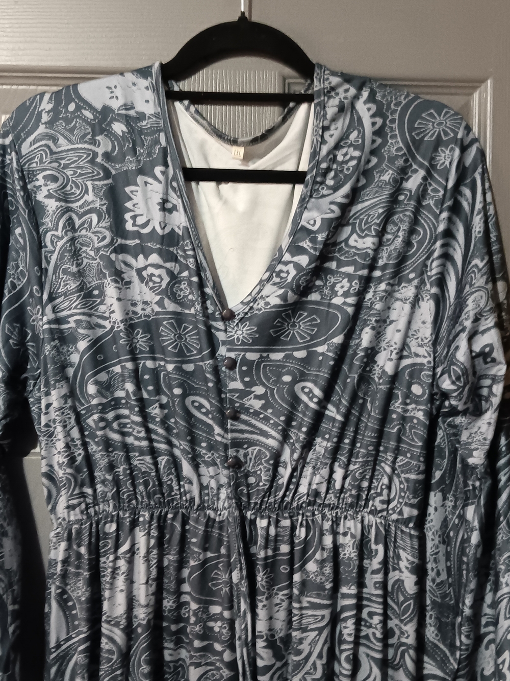 Blue Paisley V-Neck Maxi Dress - Picture 2 of 12